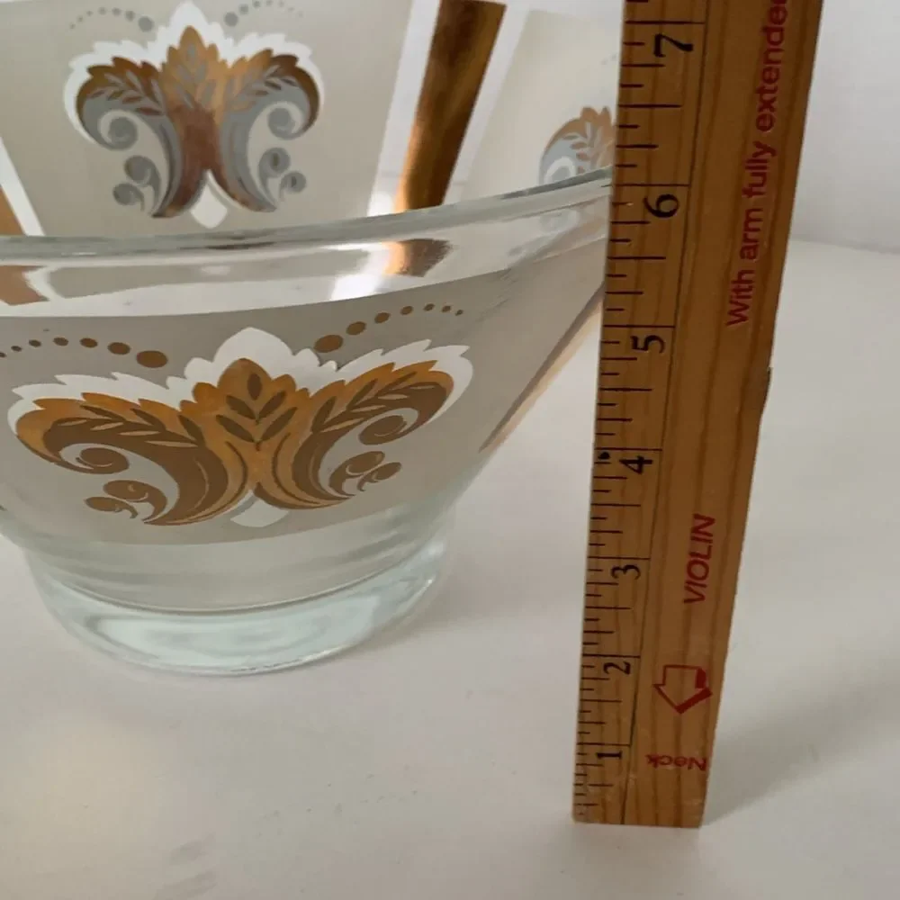 VTG MCM Anchor Hocking Fleur De Lis Large Serving Chip/Salad Bowl